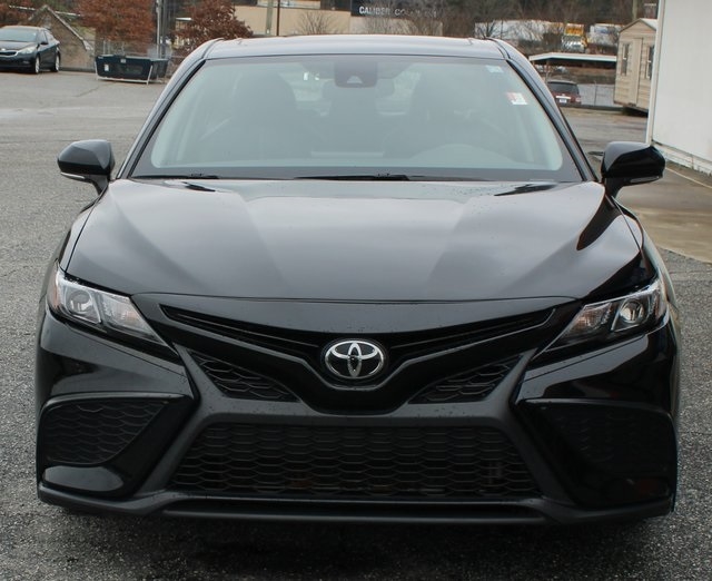 Toyota Camry SE Auto (Natl) 2024