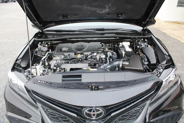 Toyota Camry SE Auto (Natl) 2024