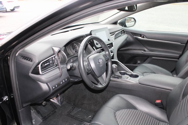 Toyota Camry SE Auto (Natl) 2024