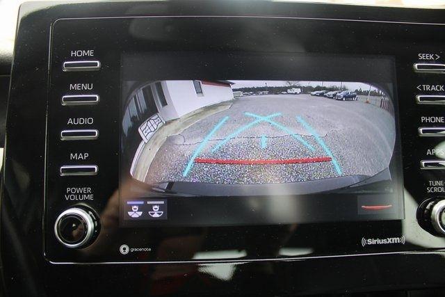 Toyota Camry SE Auto (Natl) 2024