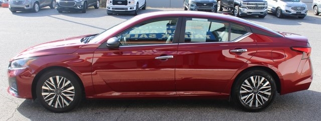 Nissan Altima SV FWD 2025