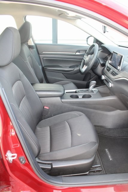 Nissan Altima SV FWD 2025