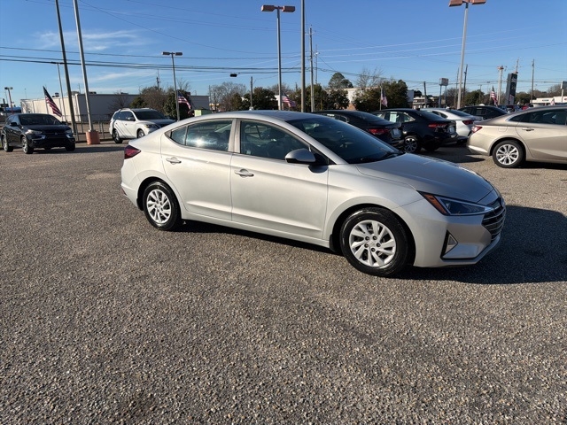 Hyundai Elantra SE Auto 2019