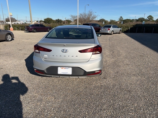 Hyundai Elantra SE Auto 2019