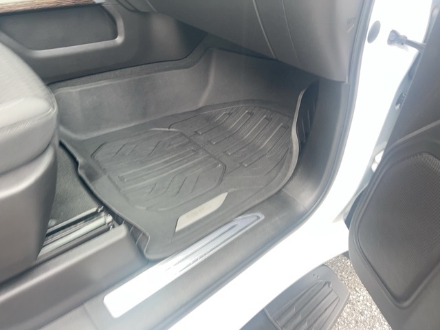 GMC Sierra 1500 2WD Crew Cab 147" Elevation 2021