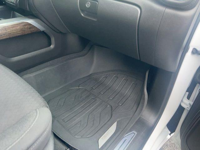 GMC Sierra 1500 2WD Crew Cab 147" Elevation 2021