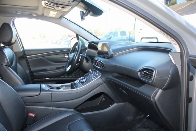 Hyundai Santa Fe SEL FWD 2023