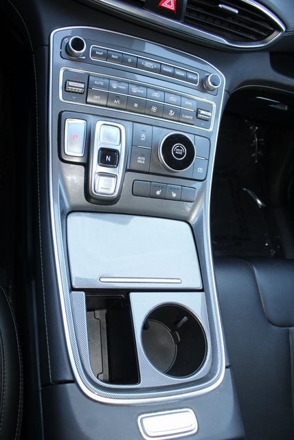 Hyundai Santa Fe SEL FWD 2023