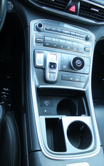 Hyundai Santa Fe SEL FWD 2023