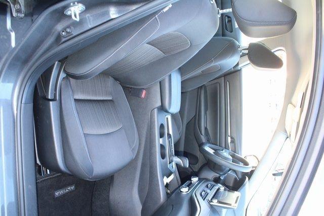 Nissan Altima SV FWD 2025