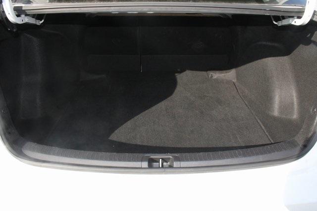 Toyota Corolla LE CVT (Natl) 2023