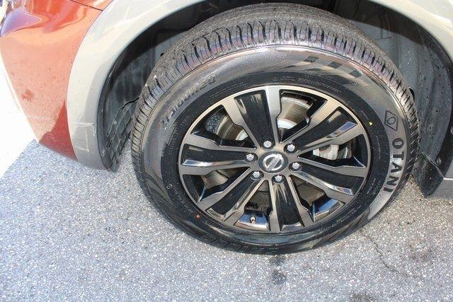 Nissan Armada 4x2 Platinum 2017