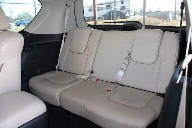 Nissan Armada 4x2 Platinum 2017