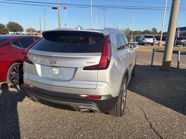 Cadillac XT4 FWD 4dr Premium Luxury 2021