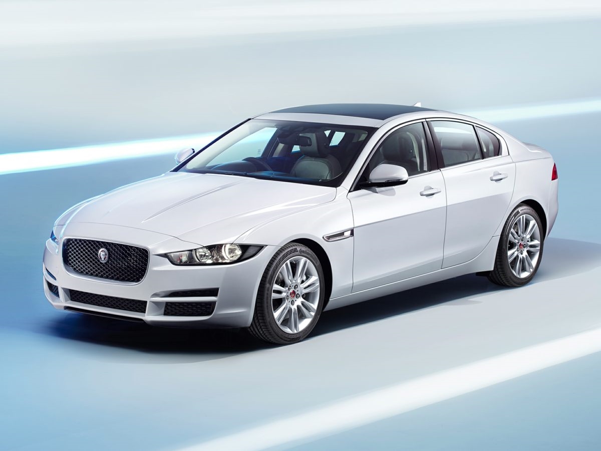 Jaguar XE 25t Premium RWD 2017