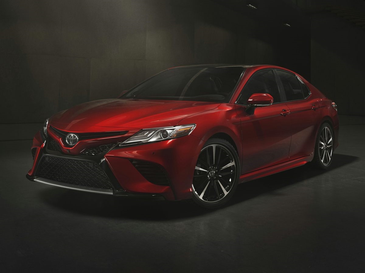 Toyota Camry SE Auto (Natl) 2020