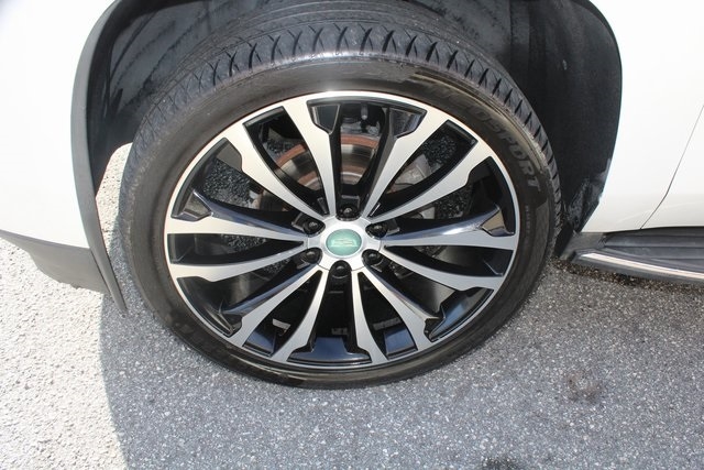 Cadillac Escalade 2WD 4dr Luxury 2017