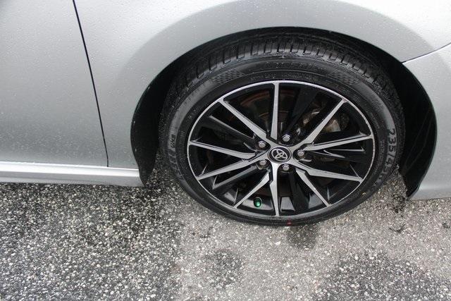 Toyota Camry SE Auto (Natl) 2021