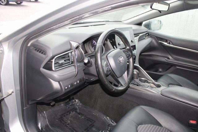 Toyota Camry SE Auto (Natl) 2021