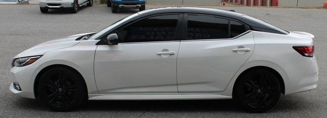 Nissan Sentra SR CVT 2021