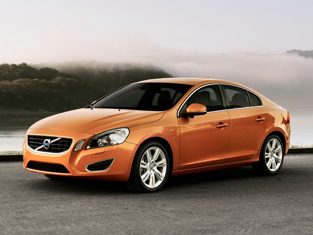Volvo S60 4dr Sdn T5 FWD 2013