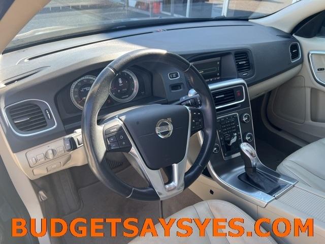 Volvo S60 4dr Sdn T5 FWD 2013