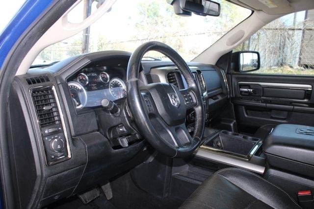 RAM 1500 4WD Quad Cab 140.5" Sport 2014