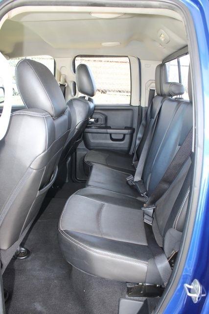 RAM 1500 4WD Quad Cab 140.5" Sport 2014