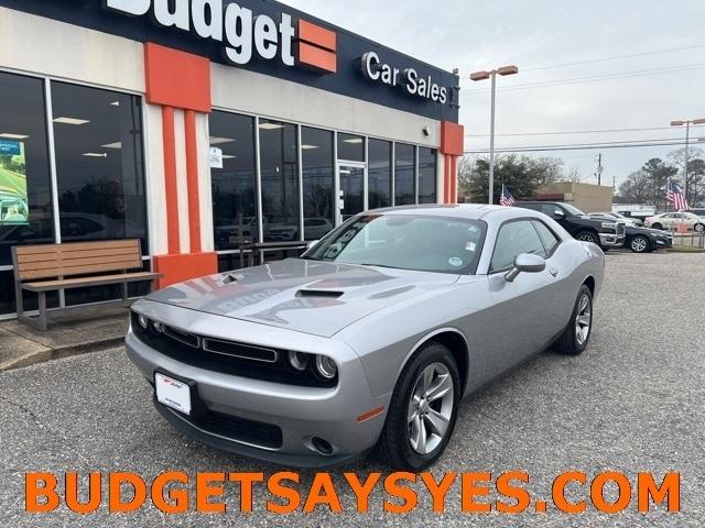 Dodge Challenger SXT Coupe 2017