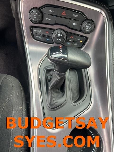 Dodge Challenger SXT Coupe 2017