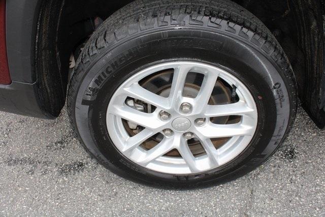 Jeep Grand Cherokee L Laredo 4x2 2023