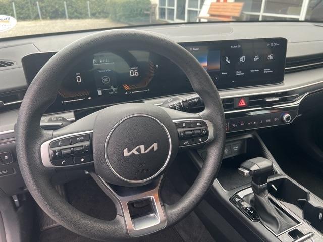 Kia K5 LXS Auto FWD 2025