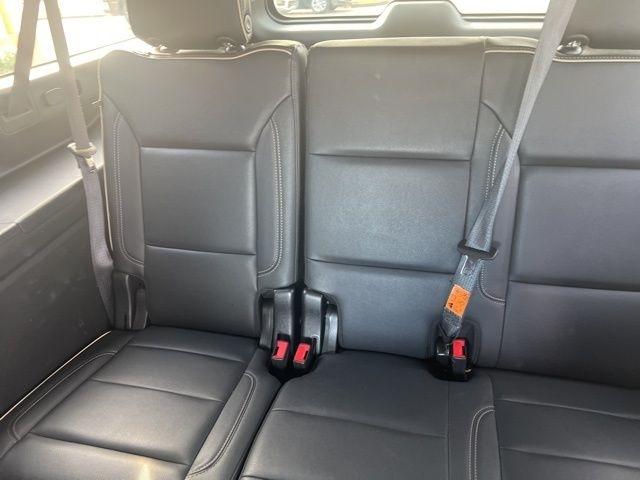 Chevrolet Suburban 2WD 4dr Premier 2023