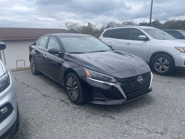 Nissan Altima SV FWD 2025