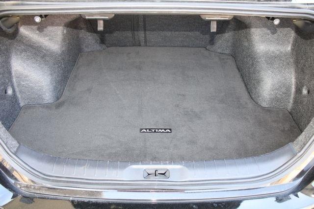 Nissan Altima SV FWD 2025