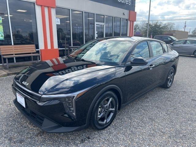 Kia K4 LXS FWD 2025