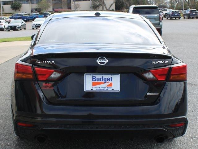 Nissan Altima 2.0 Platinum Sedan 2020