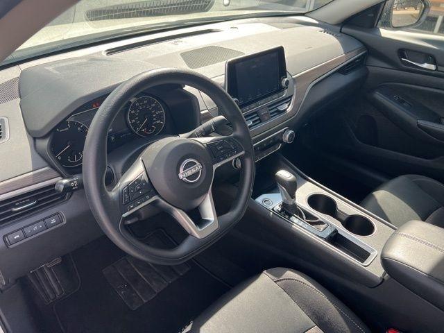 Nissan Altima SV FWD 2025