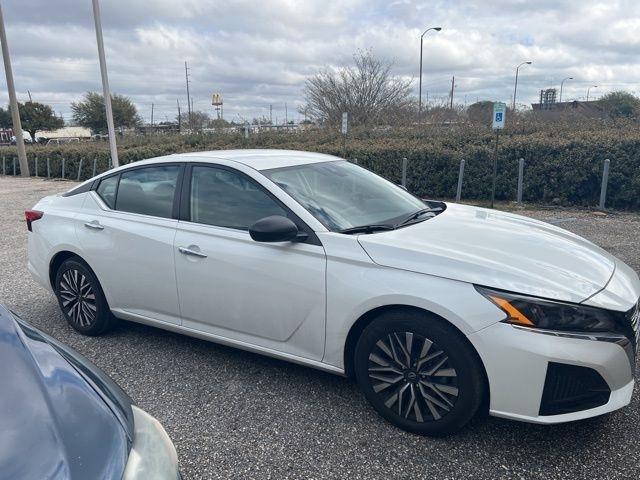 Nissan Altima SV FWD 2025