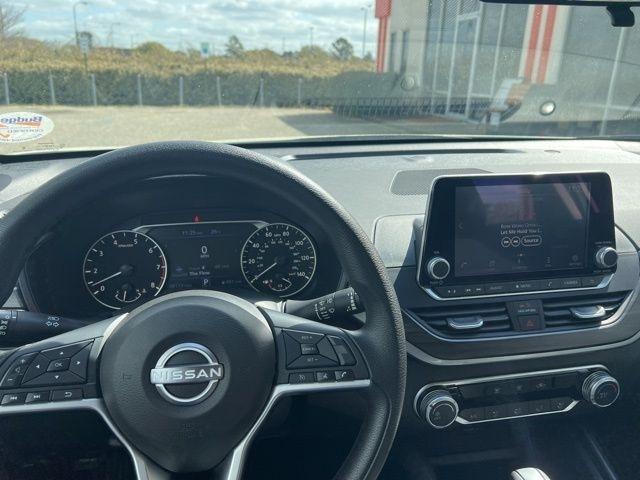 Nissan Altima SV FWD 2025