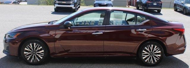 Nissan Altima SV FWD 2025