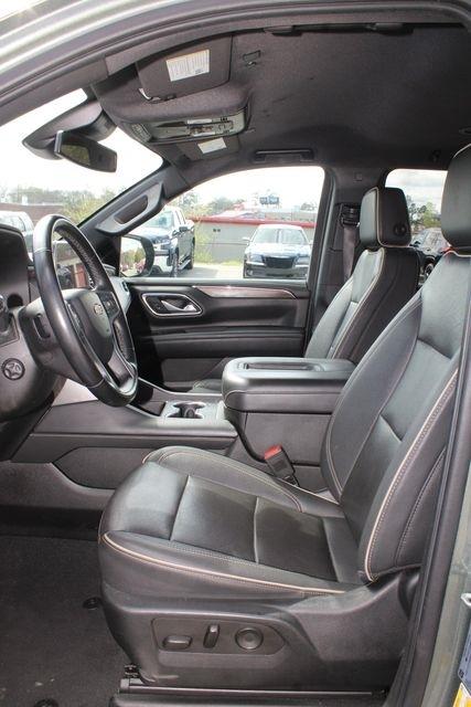 Chevrolet Suburban 2WD 4dr Premier 2023