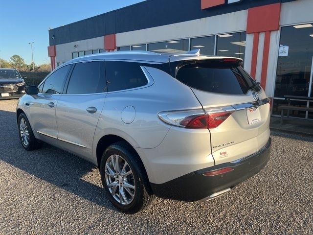 Buick Enclave FWD 4dr Premium 2022