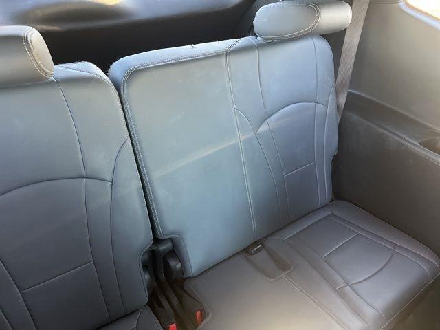 Buick Enclave FWD 4dr Premium 2022