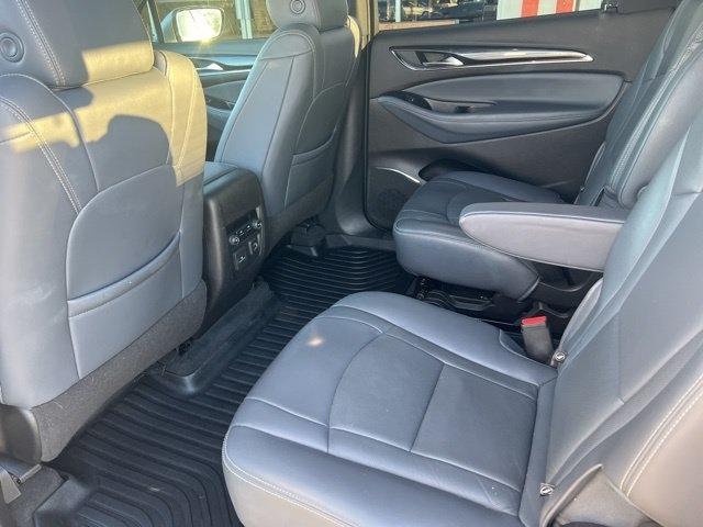 Buick Enclave FWD 4dr Premium 2022