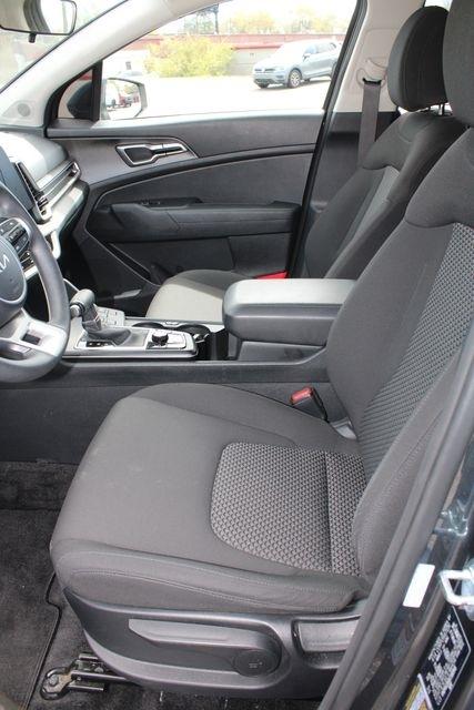 Kia Sportage LX AWD 2025