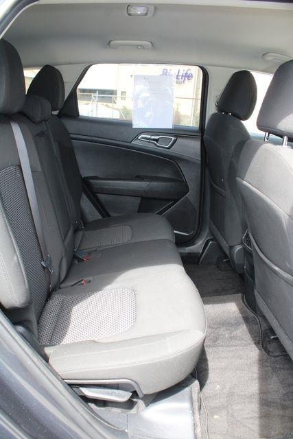 Kia Sportage LX AWD 2025