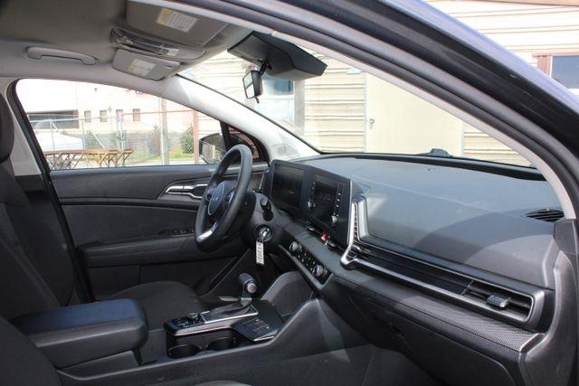 Kia Sportage LX AWD 2025