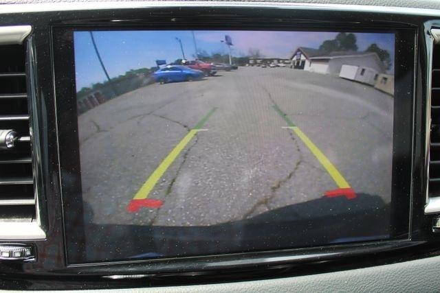 Chrysler Pacifica Touring L FWD 2023