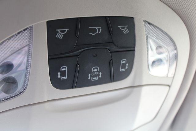 Chrysler Pacifica Touring L FWD 2023